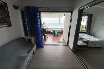 Paradise Lagoon Apartment