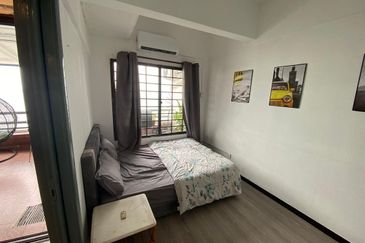 Paradise Lagoon Apartment