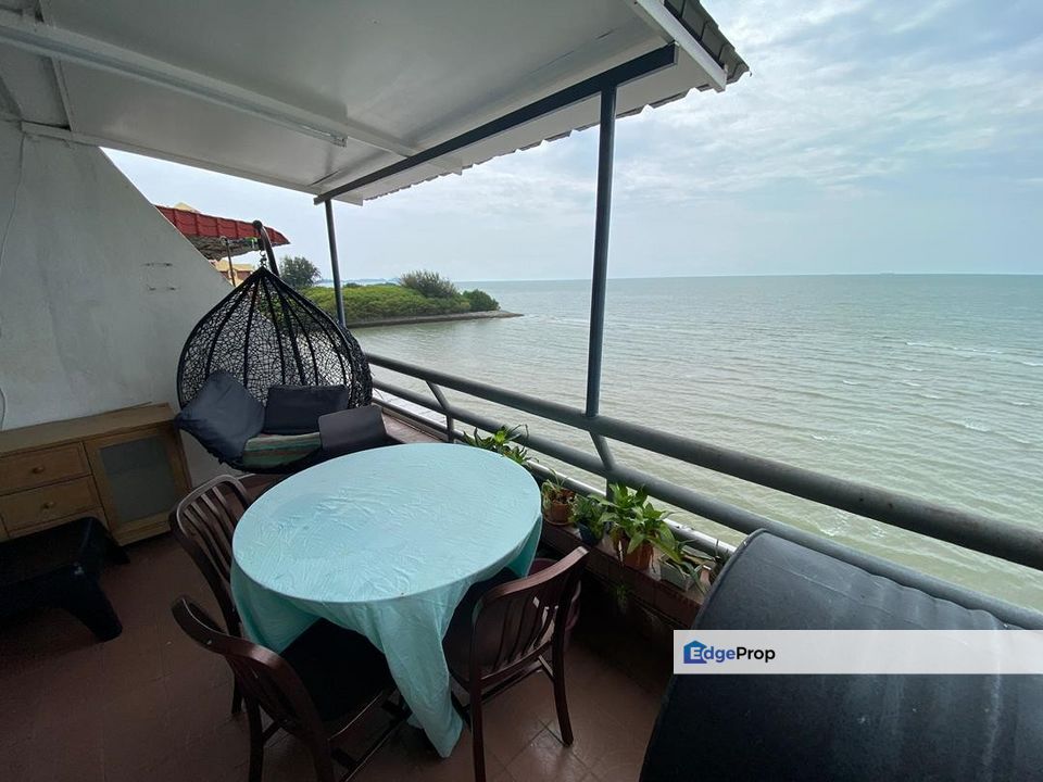 2 Bedroom Seafront Home, Negeri Sembilan, Port Dickson