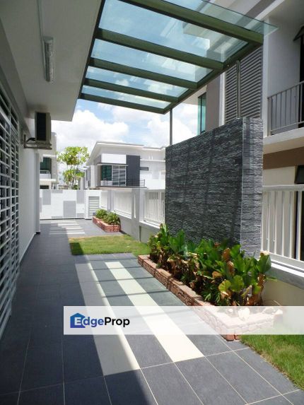 Promenade @ Taman Ungku Tun Aminah Double Storey Cluster For Sale, Johor, Skudai