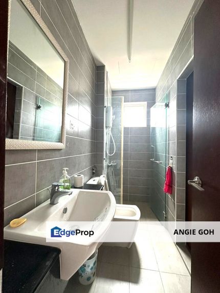5 minutes to CIQ JOHOR BAHRU Paragon ServiceApartment , Johor, Johor Bahru