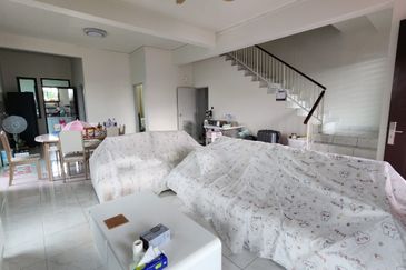 Desa Palma, Nasa City