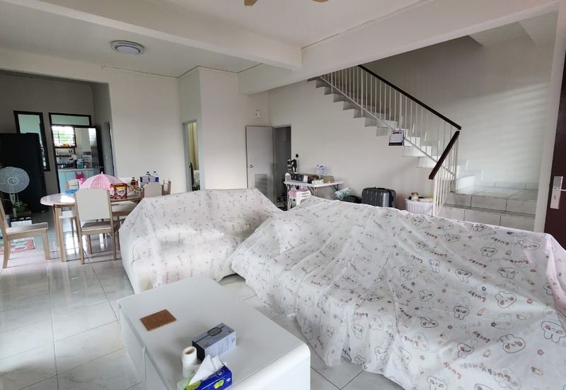 Desa Palma, Nasa City