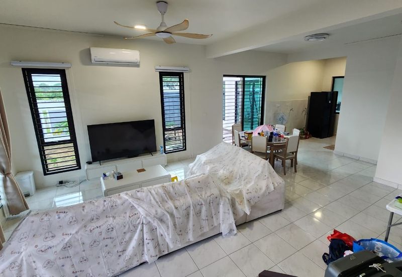 Desa Palma, Nasa City