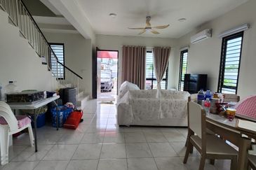 Desa Palma, Nasa City