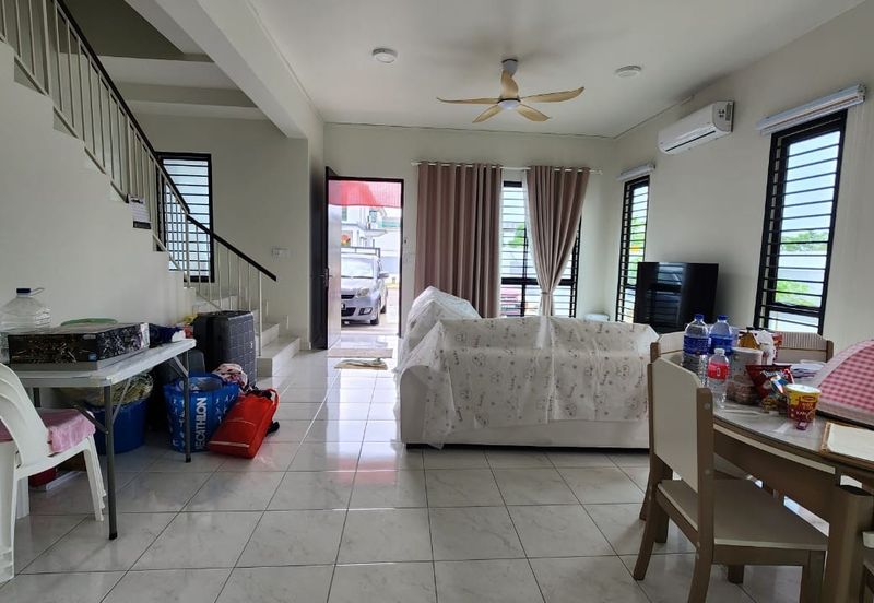 Desa Palma, Nasa City