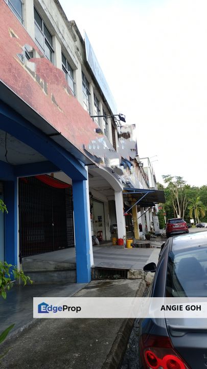 Taman University double storey shop sale with tenant, Johor, Skudai
