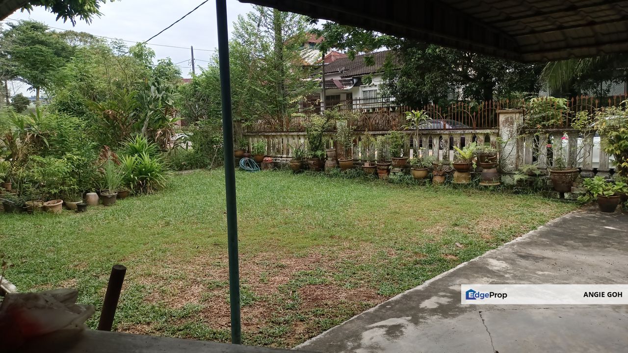 Banglo House at Johor Bahru Taman Melodis, Johor, Johor Bahru