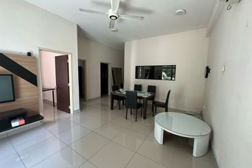 Palazio ( Pangsapuri Mayland Austin )