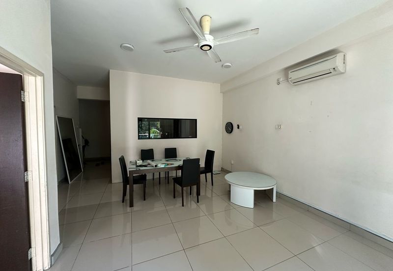 Palazio ( Pangsapuri Mayland Austin )