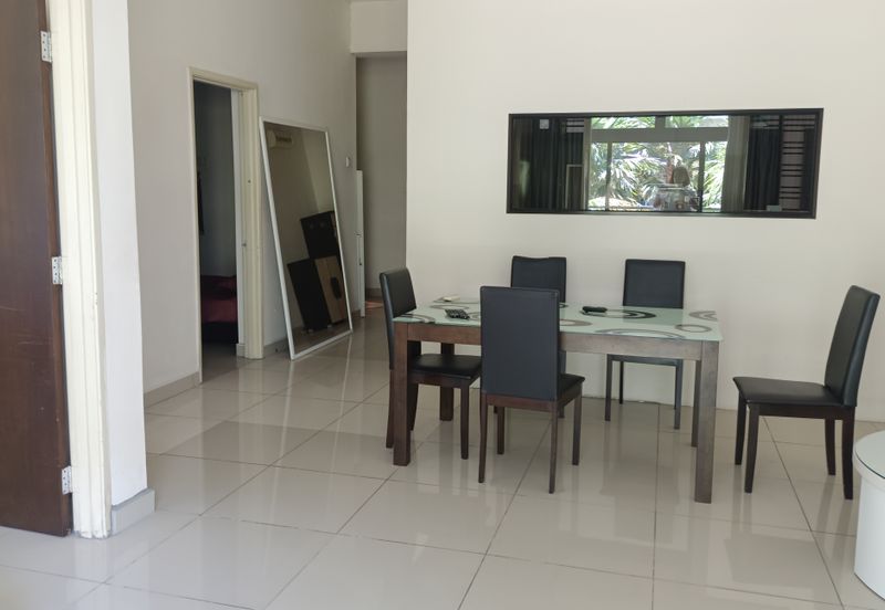 Palazio ( Pangsapuri Mayland Austin )