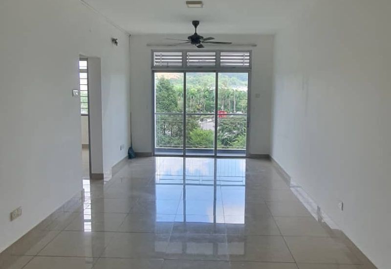 Eastbay Luxury Apartment