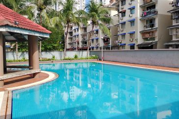 Pandan Heights Condominium