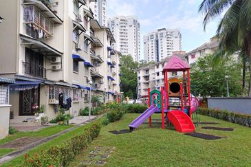 Pandan Heights Condominium