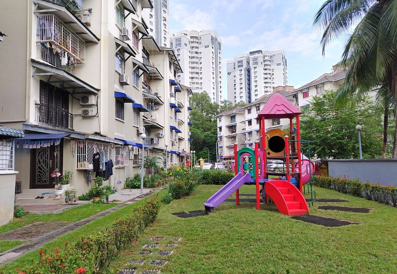 Pandan Heights Condominium