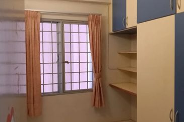 Medan Putra Condominium