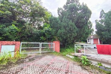 4 adjoining apartments in taman duta for sale, RM7 million only