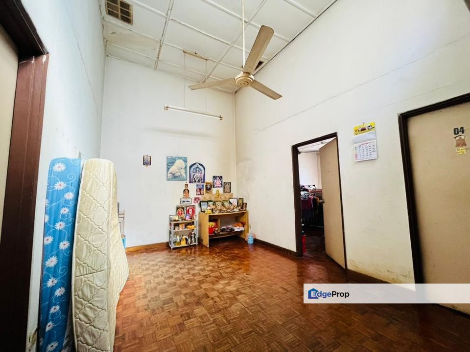 TAMPOI INDAH 2 STOREY RENOVATED UNIT FULL LOAN🤩‼️, Johor, Tampoi