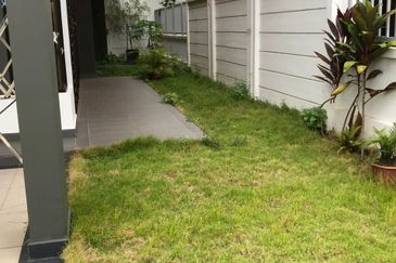 The Canal Garden South, Horizon Hills