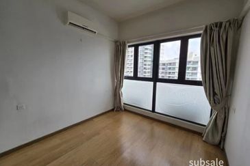 Baypoint @ Country Garden Danga Bay