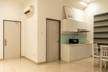 MANHATTAN @ Austin Heights