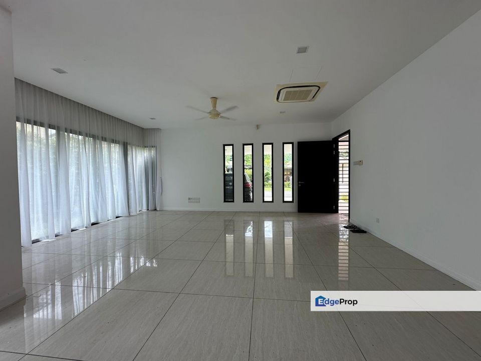 2 Storey semi detached at leisure farm for sale, Johor, Gelang Patah