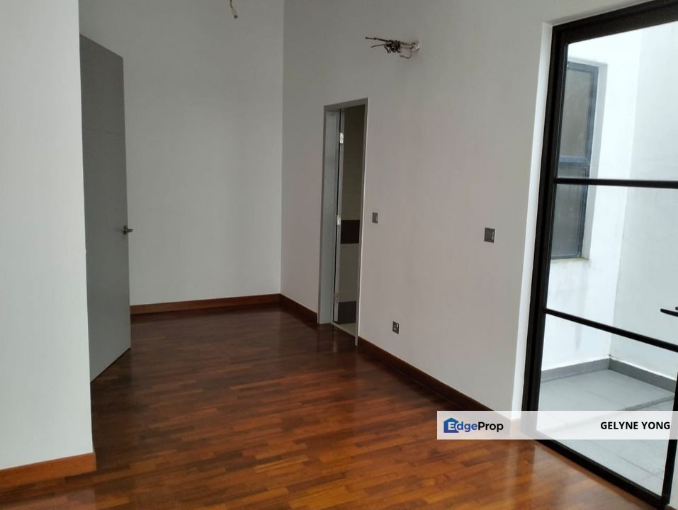 3 Storey Cluster House at The Canal Garden, Horizon Hills for sale, Johor, Horizon Hills