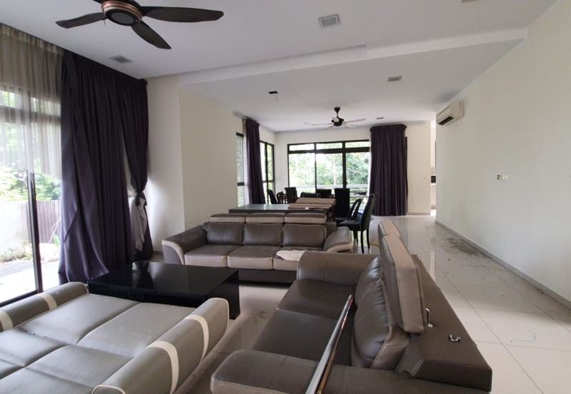 3-Storey Bungalow at The Hills, Horizon Hills for sale