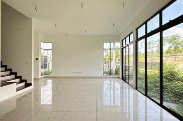 3-Storey Semi-D Corner at The Woodlands, Horizon Hills for sale