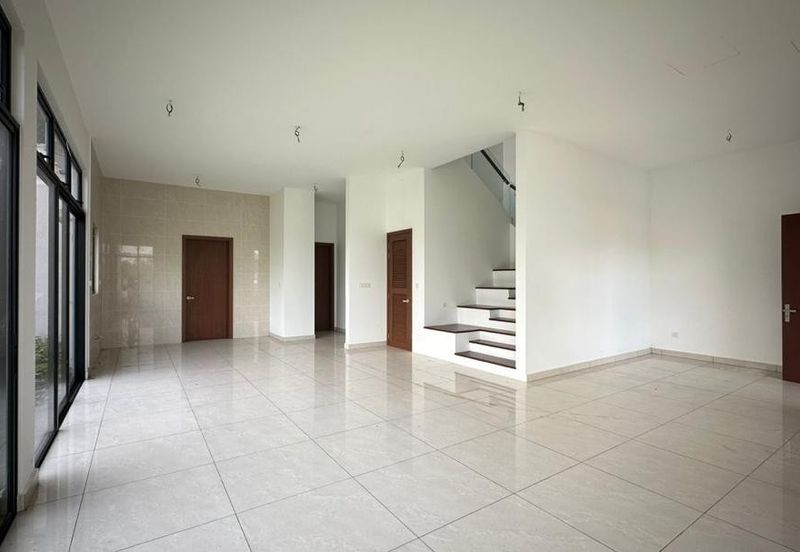 3-Storey Semi-D Corner at The Woodlands, Horizon Hills for sale