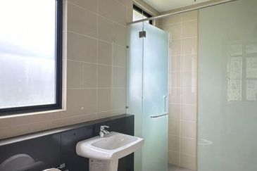 3-Storey Semi-D Corner at The Woodlands, Horizon Hills for sale