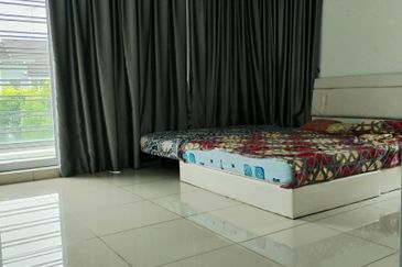 2-Storey Terrace Corner lot at Horizon Hills for sale