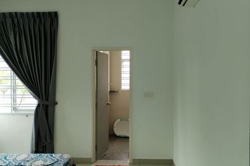 2-Storey Terrace Corner lot at Horizon Hills for sale