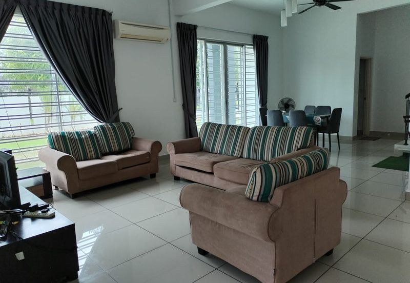 2-Storey Terrace Corner lot at Horizon Hills for sale