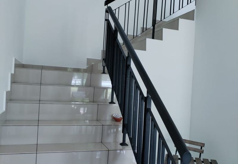 2-Storey Terrace Corner lot at Horizon Hills for sale