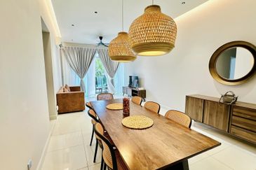 D'Suites , Akasia Horizon