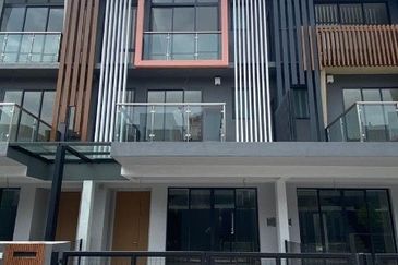 Taman Puchong Legenda (Bayan)