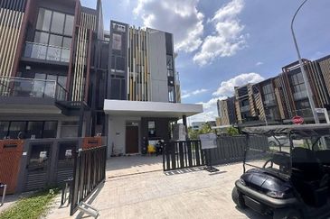 Taman Puchong Legenda (Bayan)