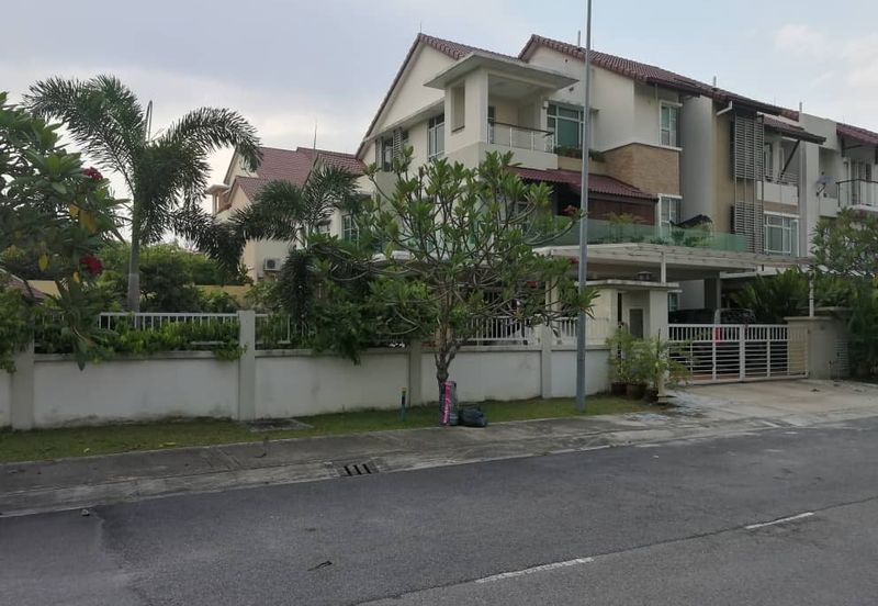 USJ Height Mandara Sale