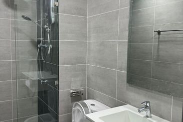 Rivercity Condominium