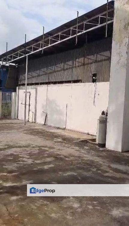 Kawasan perindustrian taman universiti Jalan Perdagangan , Johor, Skudai