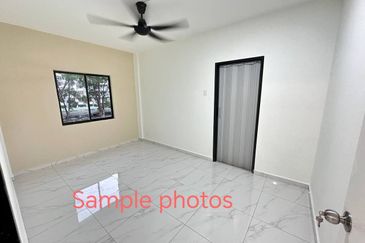 Lily & Jasmine Apartment