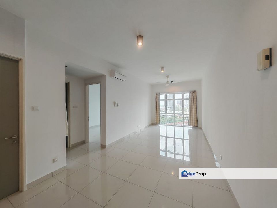 Skysuites @Jalan Bukit Meldrum (Near to CIQ), Johor, Johor Bahru