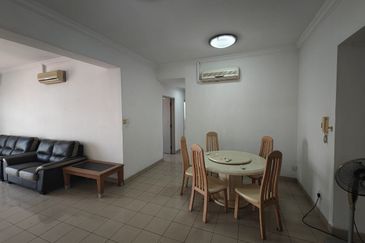 Aloha Tower Condominium