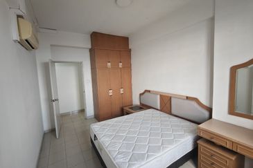 Aloha Tower Condominium