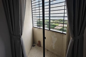 Aloha Tower Condominium