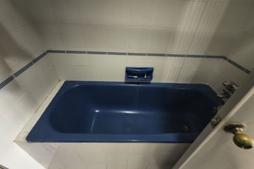 Aloha Tower Condominium