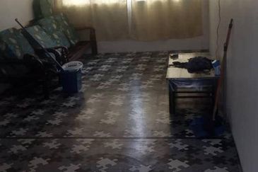 Taman Pulai Utama Flat