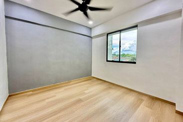 Taman Pulai Utama Flat