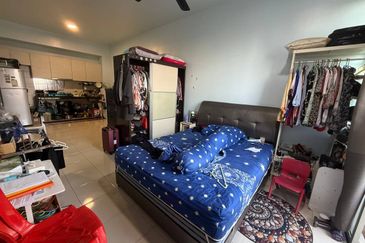 Dedaun Hijau (Greenfield Regency)